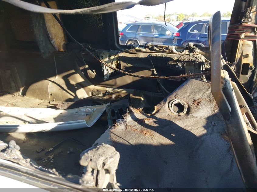 2007 Ford E-350 Super Duty Xl/Xlt VIN: 1FBNE31L97DA75210 Lot: 43195537