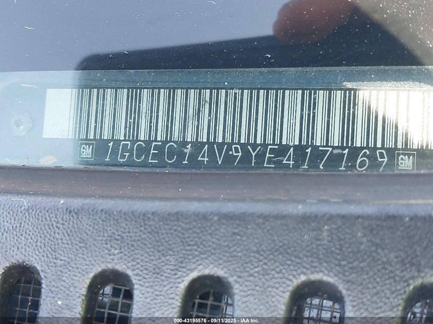 2000 Chevrolet Silverado 1500 VIN: 1GCEC14V9YE417169 Lot: 43195576