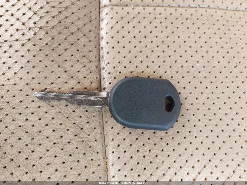 2011 Ford F-150 Lariat VIN: 1FTFW1EF3BFB21035 Lot: 43195628