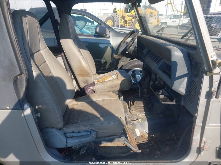 2J4FY29S8MJ116926 1991 JEEP WRANGLER photo no. 5