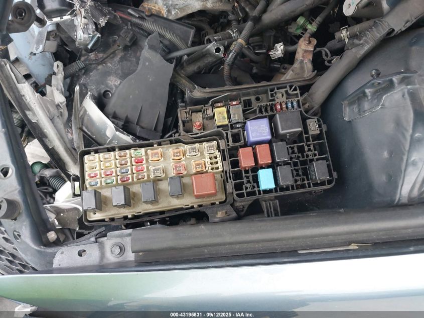 2002 Toyota Camry Se VIN: 4T1BE32KX2U581637 Lot: 43195831