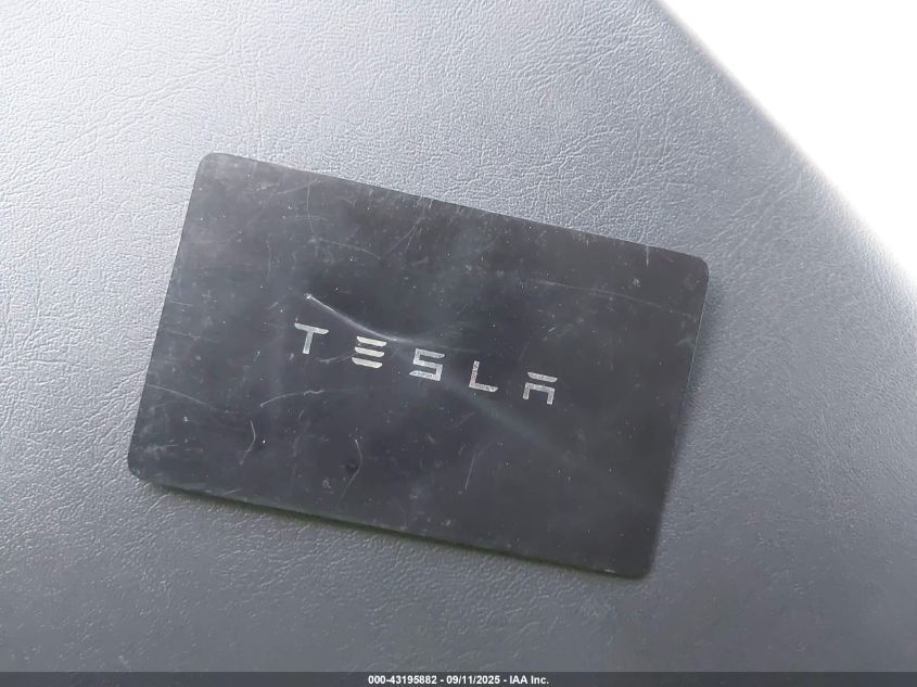 2022 Tesla Model Y Long Range Dual Motor All-Wheel Drive VIN: 7SAYGDEE1NF543976 Lot: 43195882