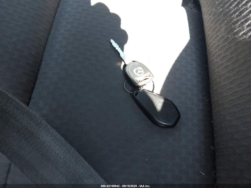 2006 Mazda Mazda3 I VIN: JM1BK12G561474953 Lot: 43195942