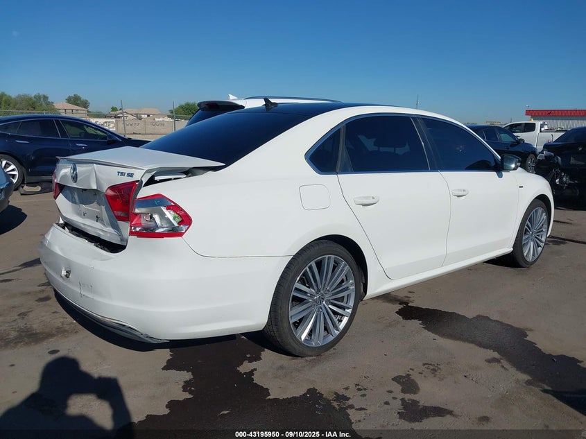 2015 VOLKSWAGEN PASSAT 1.8T SPORT - 1VWBT7A34FC079887