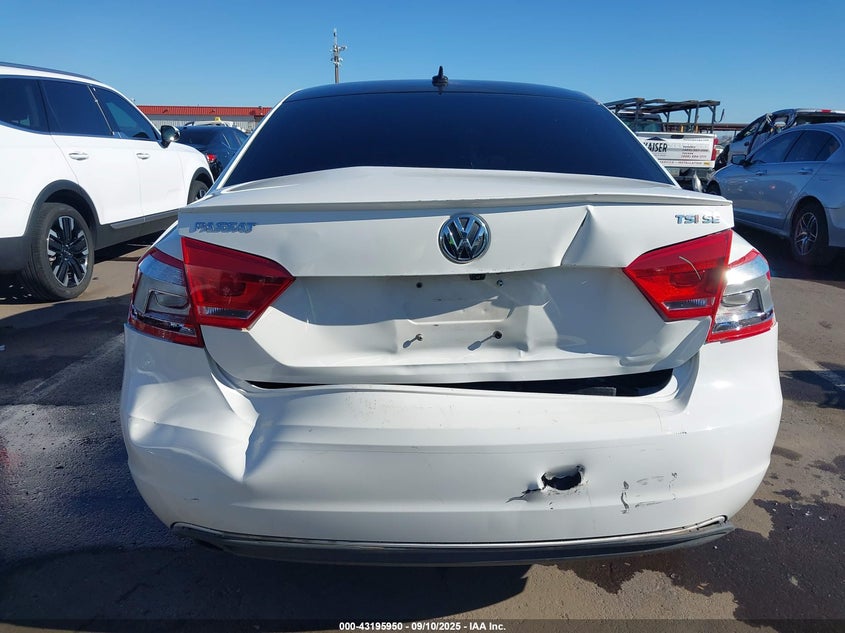 2015 VOLKSWAGEN PASSAT 1.8T SPORT - 1VWBT7A34FC079887