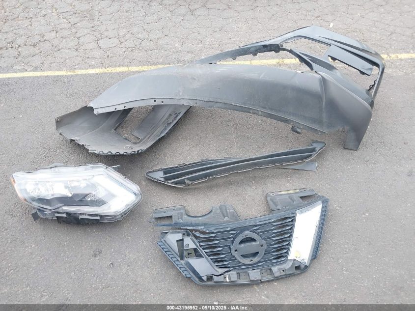 2017 NISSAN ROGUE S - KNMAT2MV9HP541631