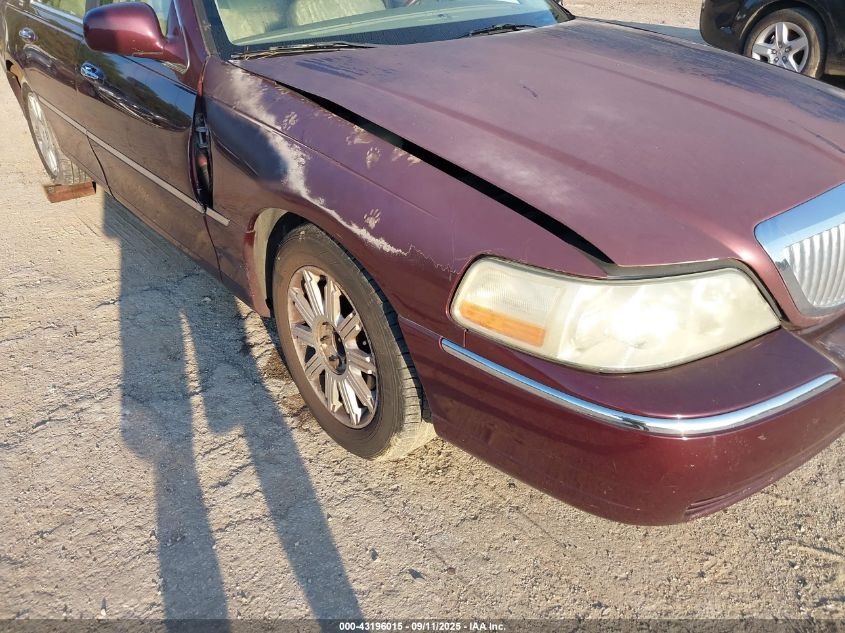 2008 Lincoln Town Car Signature Limited VIN: 2LNHM82V18X648714 Lot: 43196015