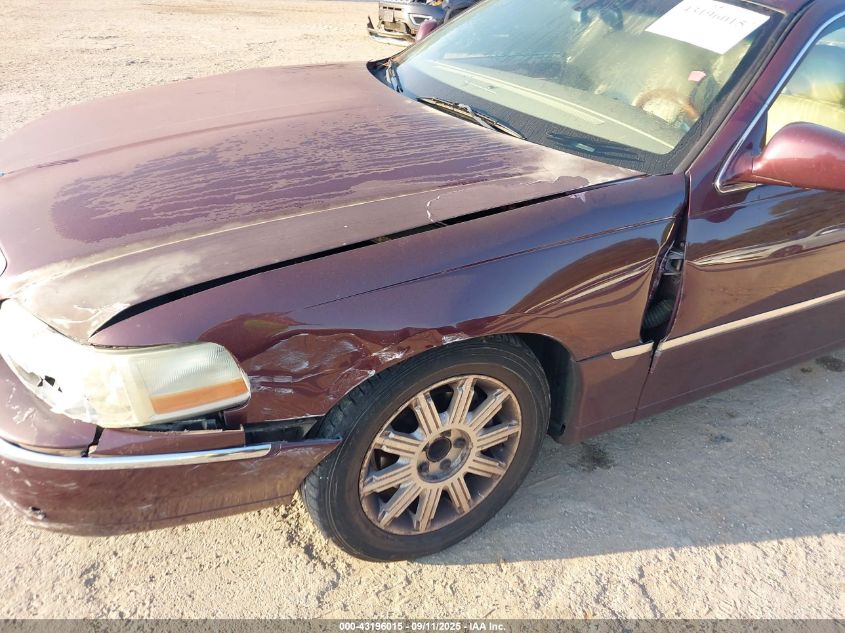 2008 Lincoln Town Car Signature Limited VIN: 2LNHM82V18X648714 Lot: 43196015