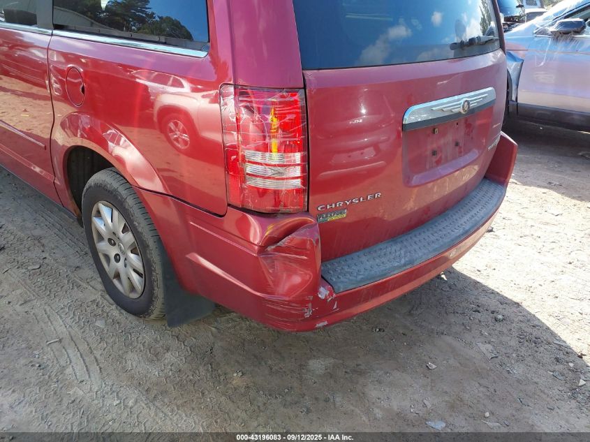 2010 Chrysler Town & Country Lx VIN: 2A4RR4DEXAR215252 Lot: 43196083