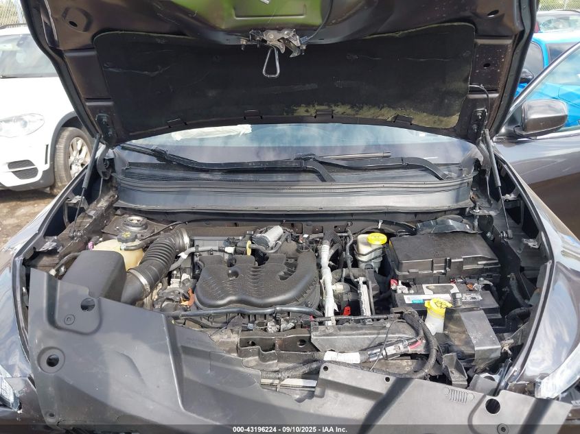 2015 Jeep Cherokee Latitude VIN: 1C4PJMCS8FW749800 Lot: 43196224