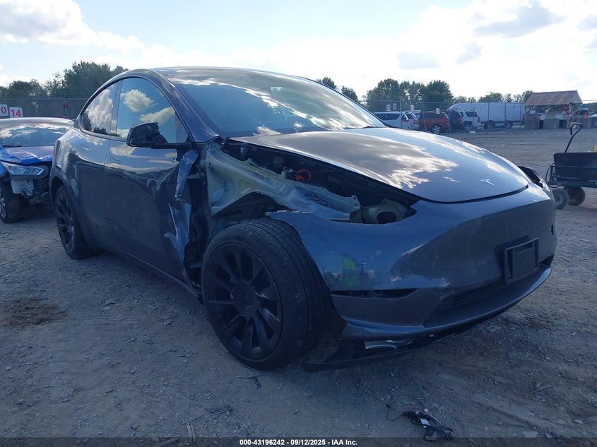 2023 Tesla Model y Awd long Range Dual Motor All-wheel Drive Blue Lot 111043196242 Vin 7SAYGDEE2PF752100
