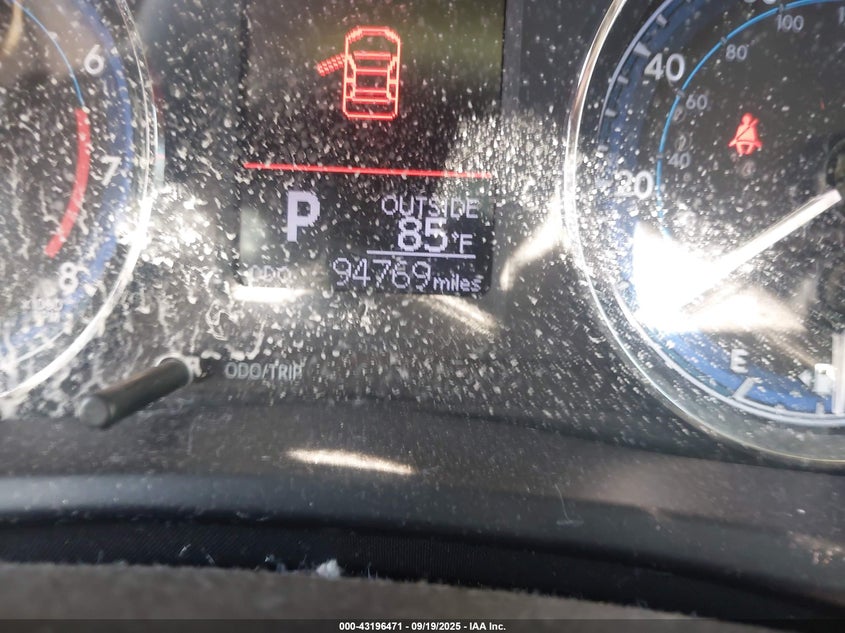 2019 TOYOTA COROLLA LE - 5YFBURHE0KP920737