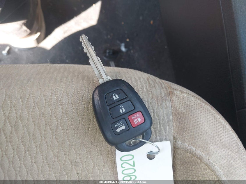 2019 TOYOTA COROLLA LE - 5YFBURHE0KP920737