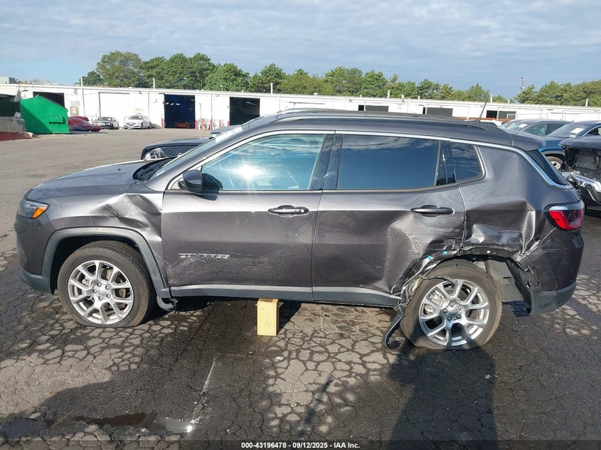 2022 JEEP COMPASS LATITUDE LUX 4X4 - 3C4NJDFB6NT181098