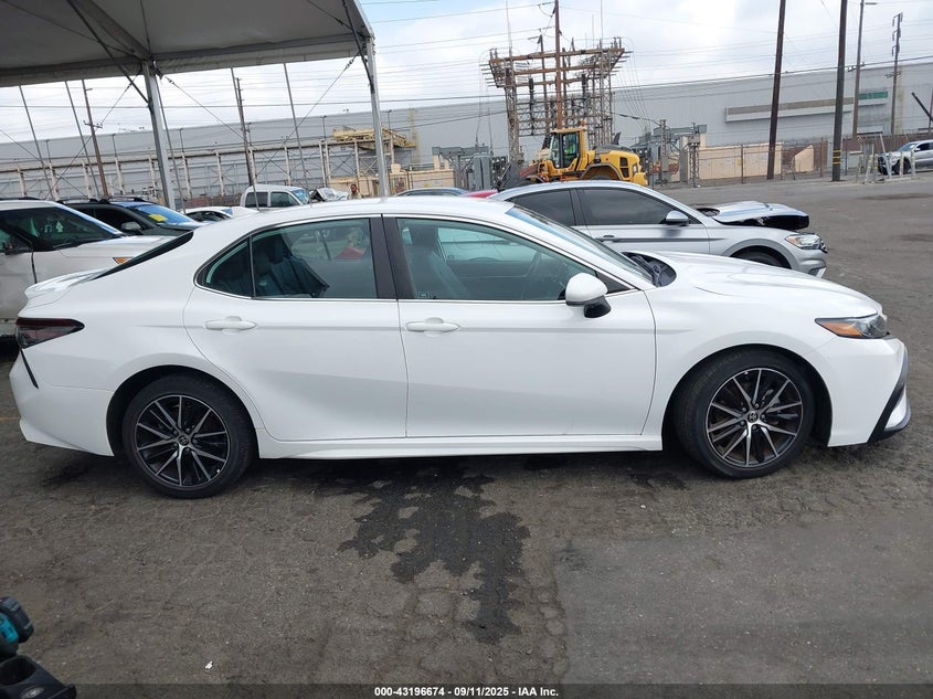 2021 TOYOTA CAMRY SE - 4T1G11AK6MU573724