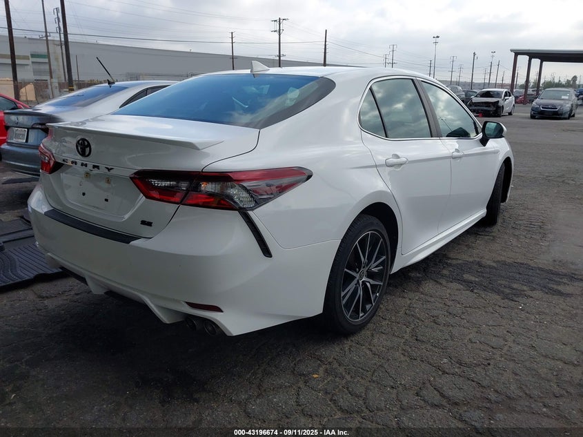 2021 TOYOTA CAMRY SE - 4T1G11AK6MU573724