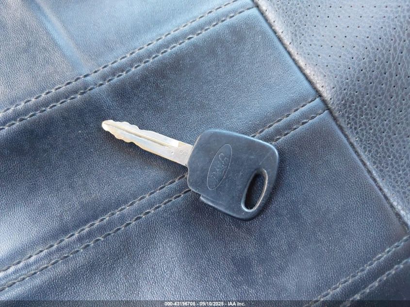 2001 Ford F-150 Harley-Davidson Edition/King Ranch Edition/Lariat/Xlt VIN: 1FTRW07L41KB66971 Lot: 43196708