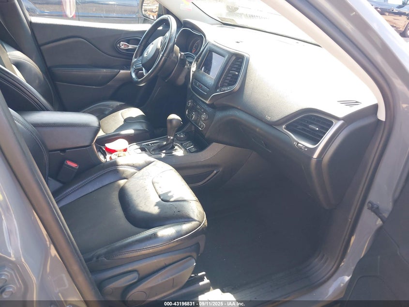 2019 JEEP CHEROKEE LATITUDE PLUS 4X4 1C4PJMLBXKD454848