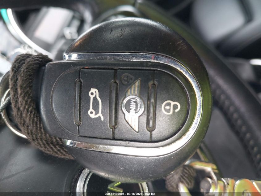 2015 Mini Hardtop Cooper S VIN: WMWXU3C56F2B55905 Lot: 43197005