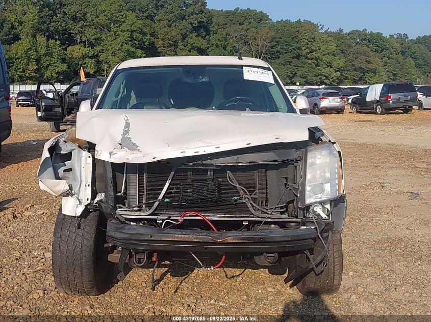 2007 Cadillac Escalade Standard VIN: 1GYEC63887R388340 Lot: 43197085