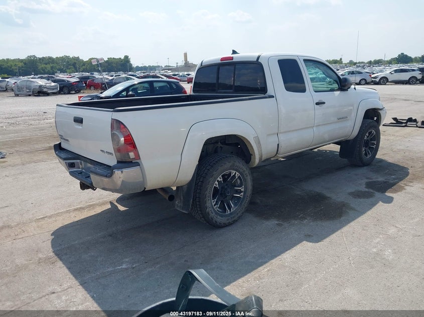5TFUU4EN7FX119150 2015 TOYOTA TACOMA photo no. 4