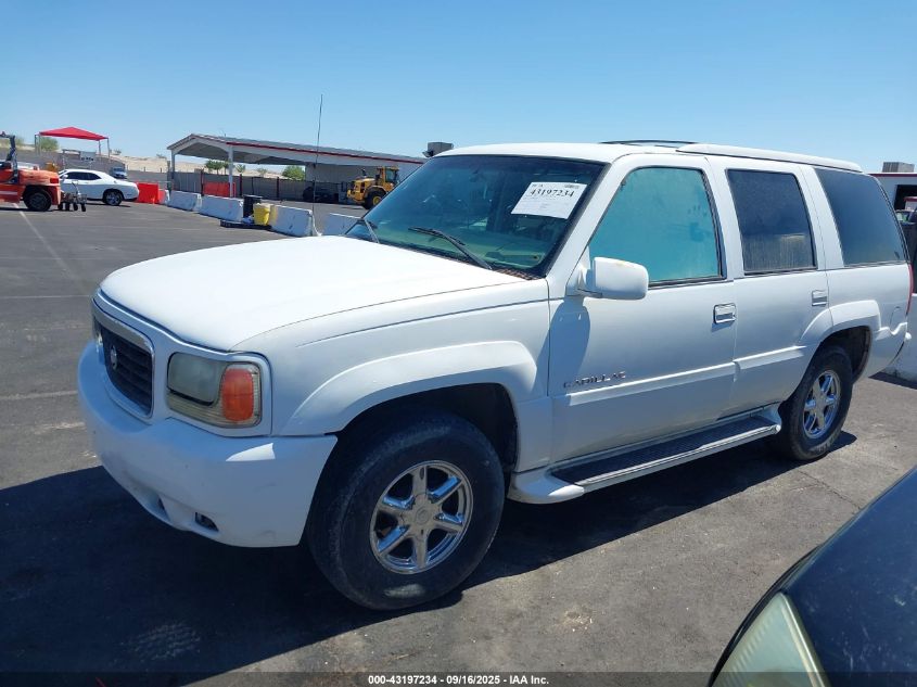 2000 Cadillac Escalade Standard VIN: 1GYEK63R7YR220833 Lot: 43197234