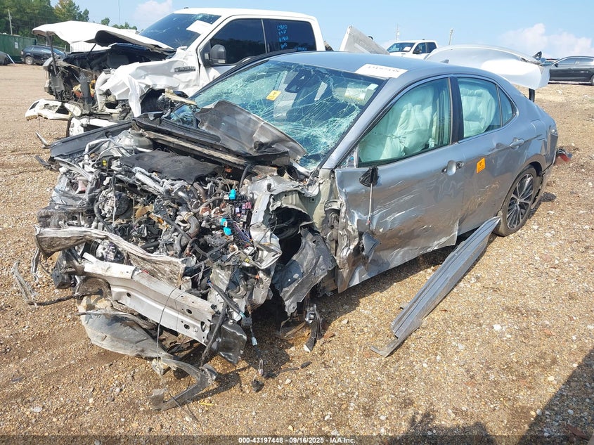 2019 TOYOTA CAMRY SE - 4T1B11HK3KU684535