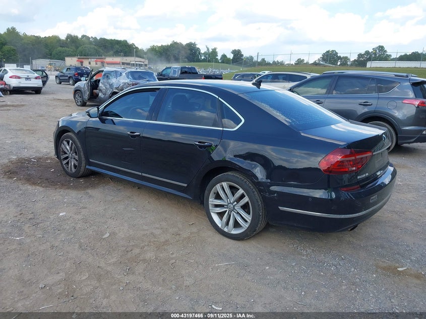 2017 VOLKSWAGEN PASSAT 1.8T SEL PREMIUM 1VWCT7A31HC049298