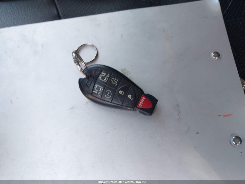 2011 Chrysler Town & Country Touring-L VIN: 2A4RR8DG8BR604689 Lot: 43197532