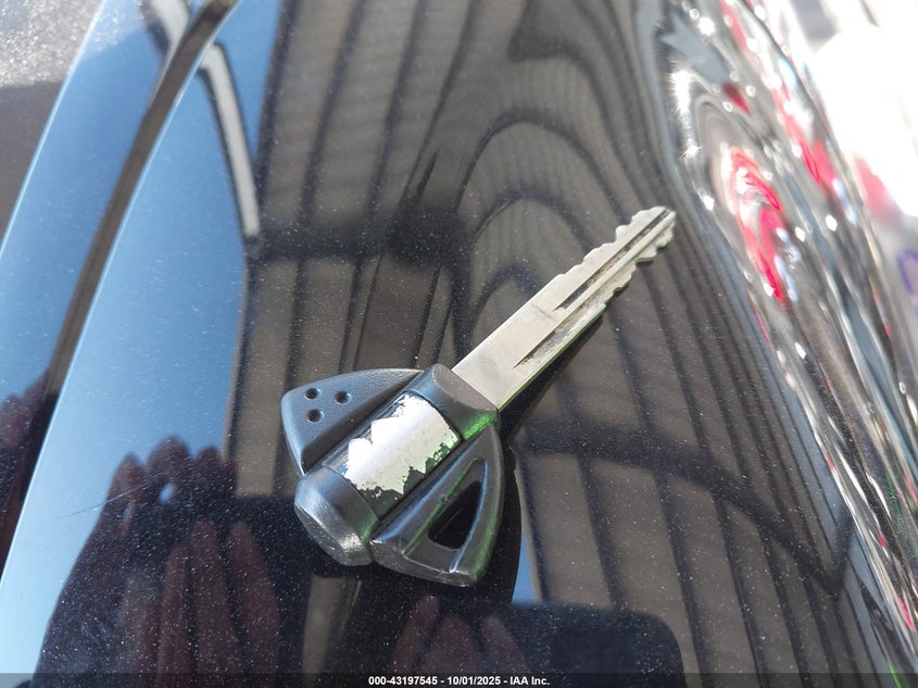 2007 SUZUKI GSX-R600 - JS1GN7DA272123044