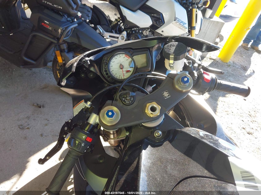 2007 SUZUKI GSX-R600 - JS1GN7DA272123044