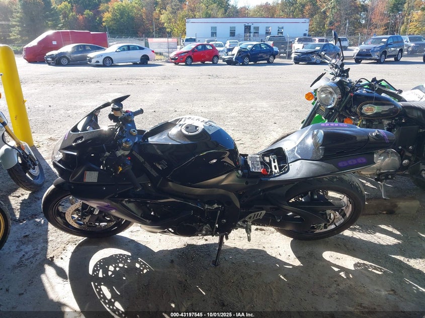2007 SUZUKI GSX-R600 - JS1GN7DA272123044