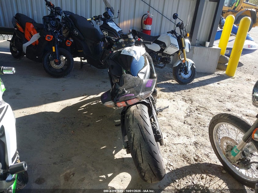 2007 SUZUKI GSX-R600 - JS1GN7DA272123044