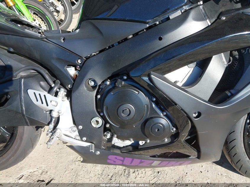 2007 SUZUKI GSX-R600 - JS1GN7DA272123044