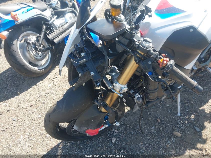 2025 BMW S 1000 Rr VIN: WB10P2302S6L53260 Lot: 43197601