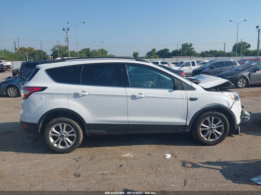 2018 FORD ESCAPE SE - 1FMCU0GD0JUC58079