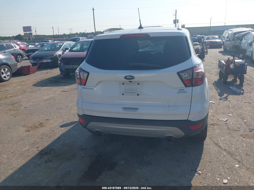 2018 FORD ESCAPE SE - 1FMCU0GD0JUC58079