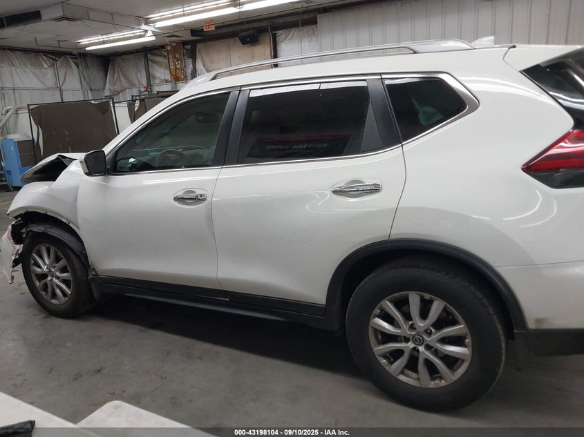 2020 NISSAN ROGUE SV FWD - 5N1AT2MT0LC754414