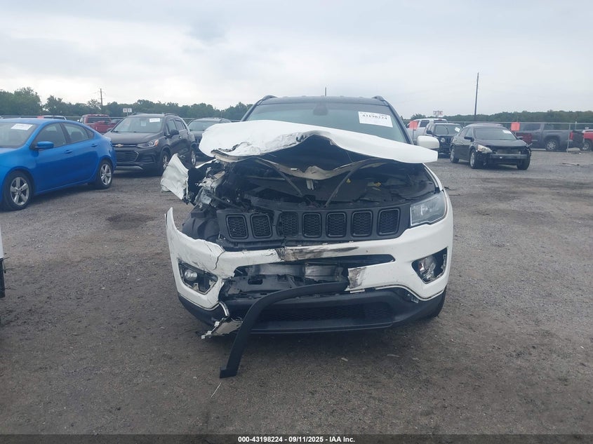 2019 JEEP COMPASS ALTITUDE 4X4 - 3C4NJDBBXKT792107
