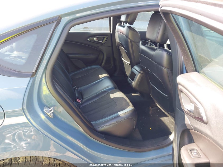 2015 CHRYSLER 200 S - 1C3CCCDG8FN636646