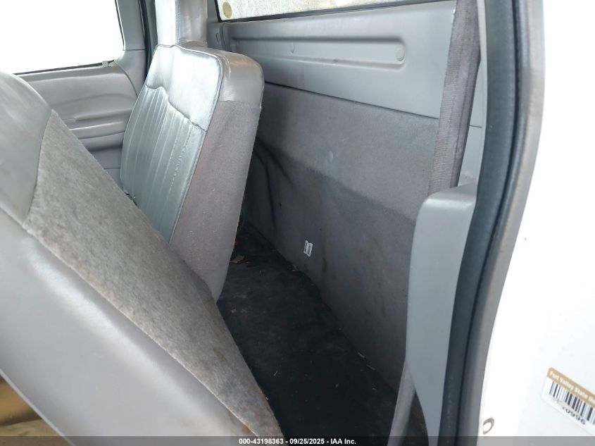 1997 Ford F-150 Lariat/Standard/Xl/Xlt VIN: 1FTDF17W8VNC25017 Lot: 43198363