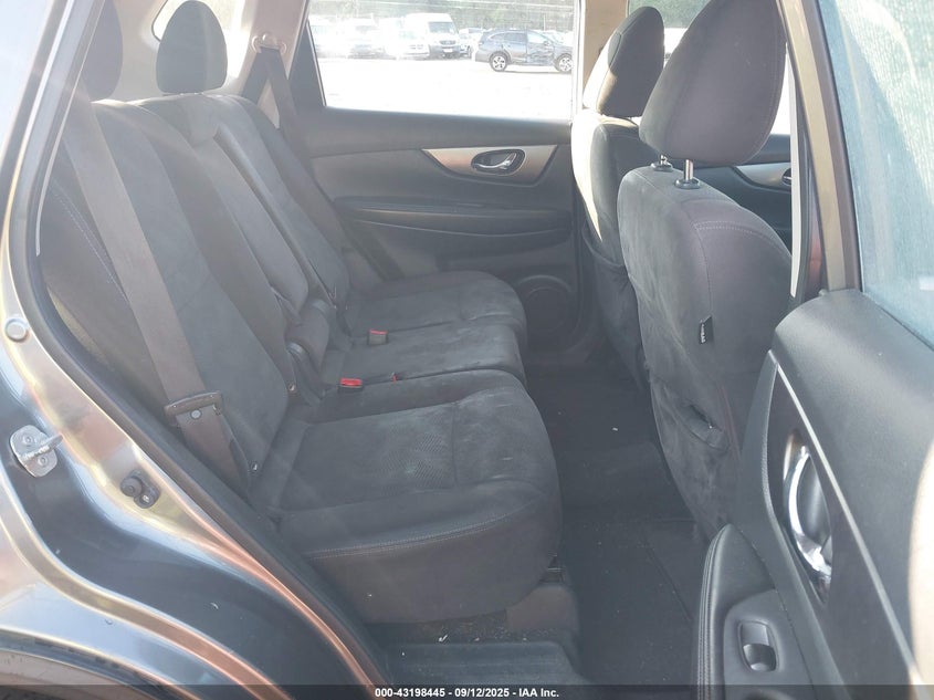 2015 NISSAN ROGUE S - KNMAT2MV5FP525164