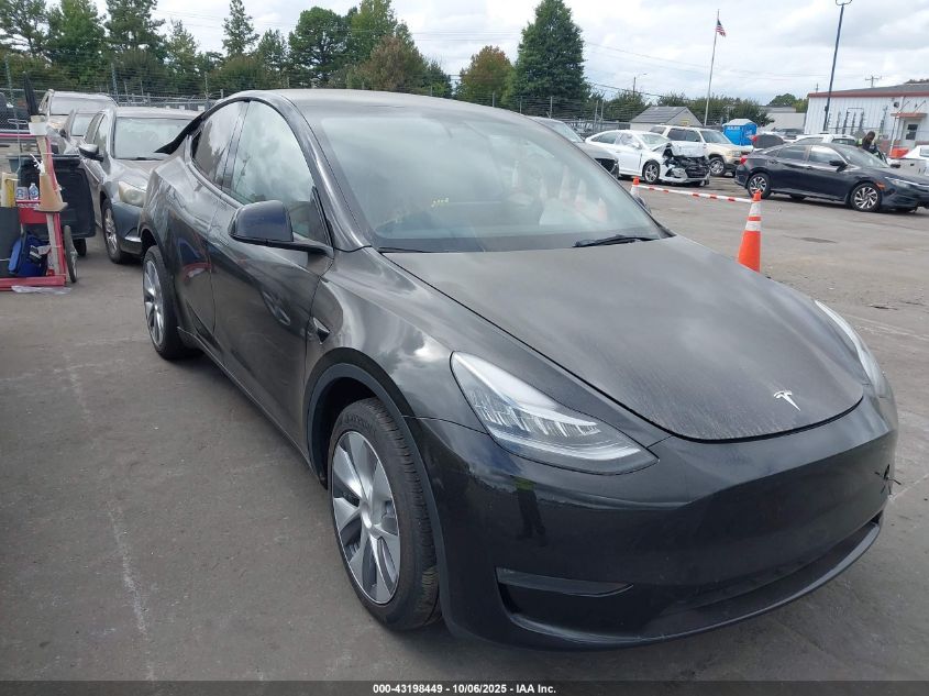 TESLA MODEL Y AWD/LONG RANGE DUAL MOTOR ALL-WHEEL DRIVE