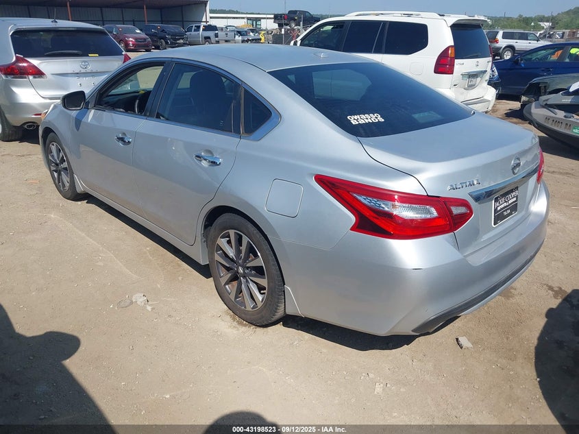1N4AL3AP3GC255619 2016 NISSAN ALTIMA photo no. 3