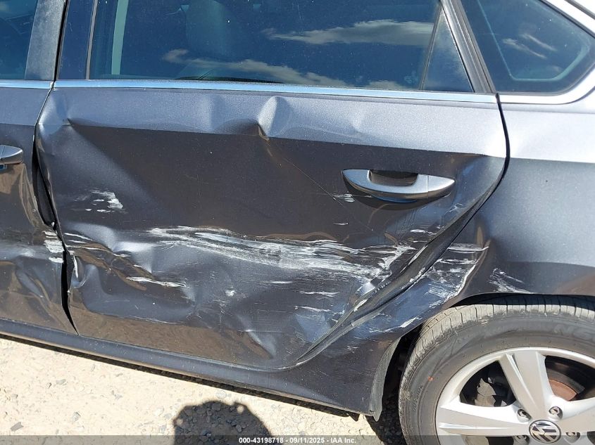 2012 Volkswagen Passat 2.5L Se VIN: 1VWBP7A37CC029646 Lot: 43198718