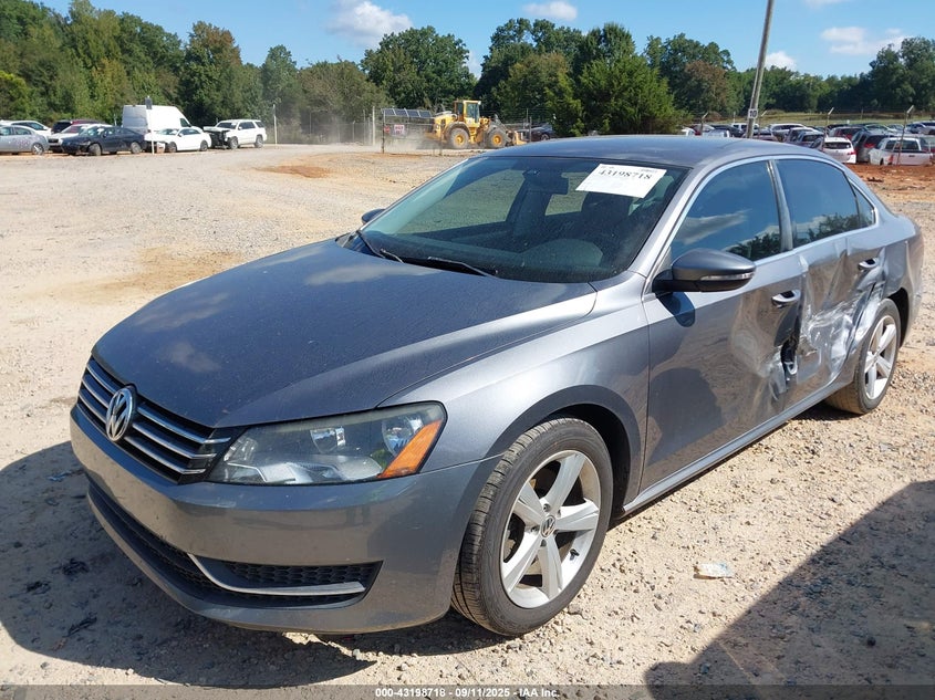 1VWBP7A37CC029646 2012 VOLKSWAGEN PASSAT photo no. 2