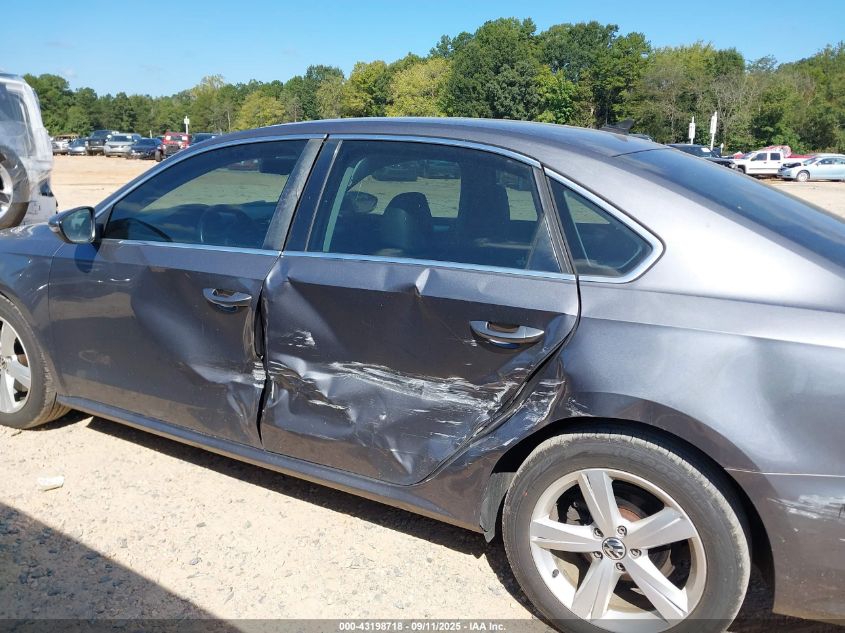 2012 Volkswagen Passat 2.5L Se VIN: 1VWBP7A37CC029646 Lot: 43198718