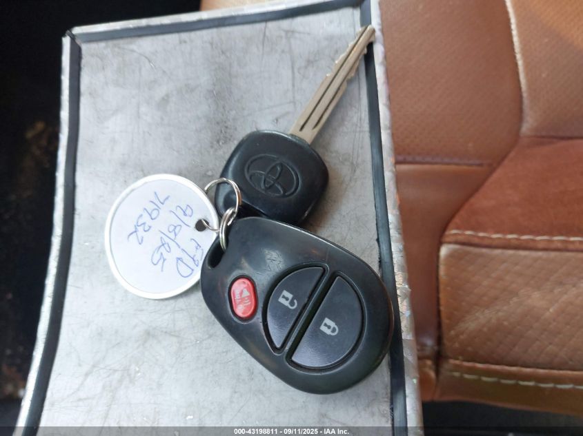 2015 Toyota Tundra 1794 5.7L V8 VIN: 5TFAY5F19FX465399 Lot: 43198811