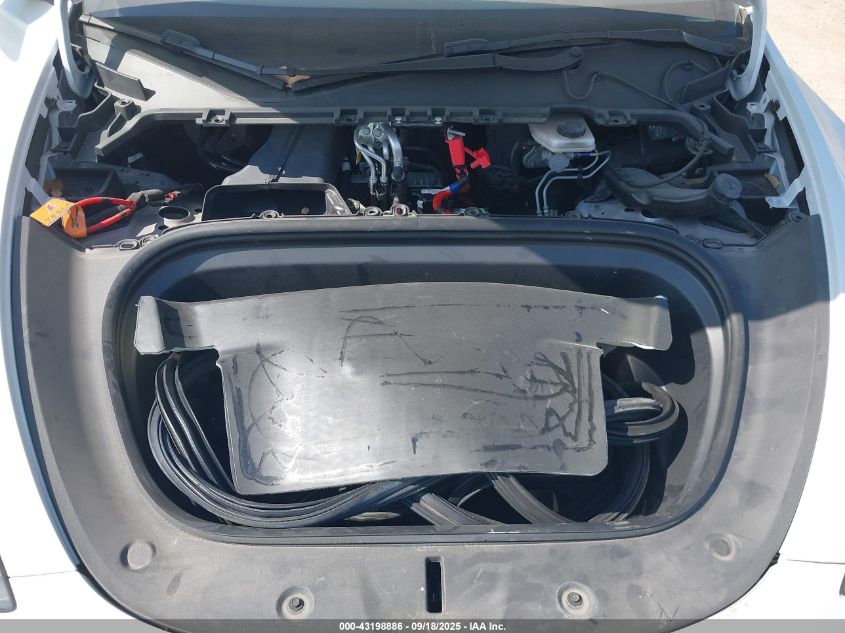 2022 Tesla Model Y Performance Dual Motor All-Wheel Drive VIN: 7SAYGDEF4NF452094 Lot: 43198886