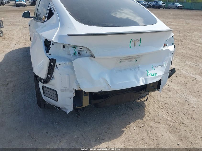 2022 Tesla Model Y Performance Dual Motor All-Wheel Drive VIN: 7SAYGDEF4NF452094 Lot: 43198886